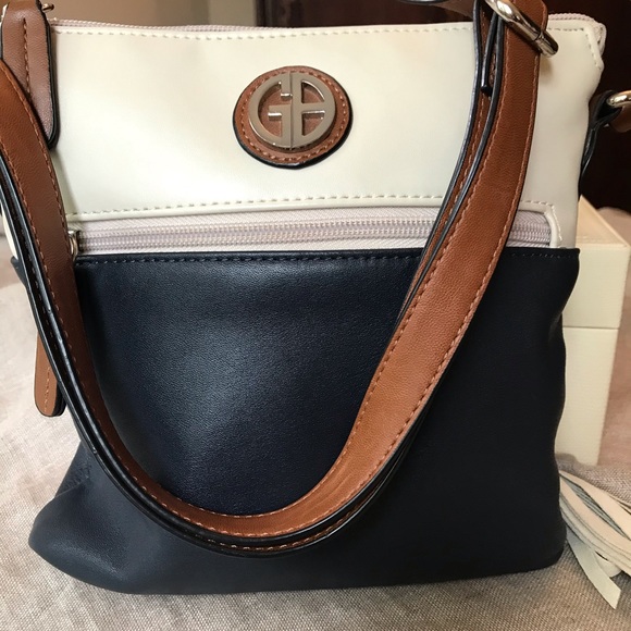 Giani Bernini Navy & White Crossbody Bag - Picture 2 of 5